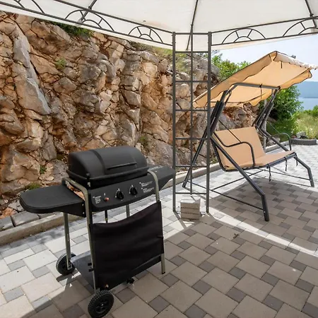Appartamento Awesome In With House Sea View Komarna